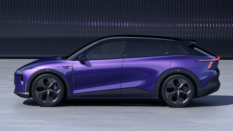 Geely взяла контроль над СП с Baidu, кроссовер Jidu Robo-01 переименован в Jiyue 01