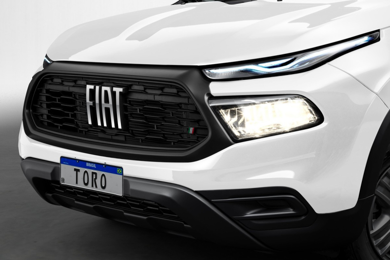 Пикапу Fiat Toro освежили внешность в новом модельном году