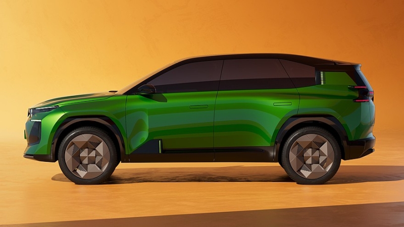 Citro&euml;n готовит новый C5 Aircross: первое изображение