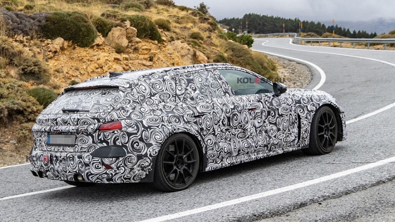 Новый &laquo;заряженный&raquo; универсал Audi RS 5 Avant проехался на камеру