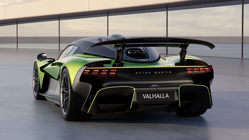 Aston Martin Valhalla: PHEV-установка с V8, первая &laquo;сотня&raquo; за 2,5 с, разгоняется до 350 км/ч