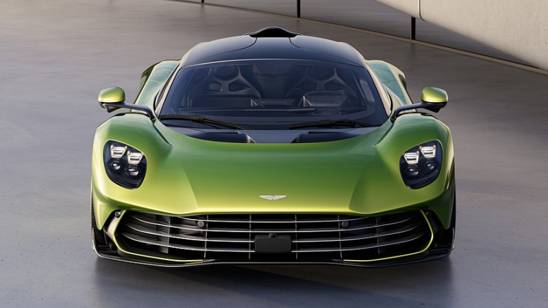 Aston Martin Valhalla: PHEV-установка с V8, первая &laquo;сотня&raquo; за 2,5 с, разгоняется до 350 км/ч