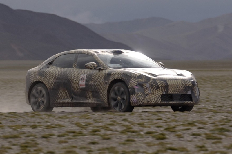 Бренд Avatr, который скоро выйдет на российский рынок, анонсировал новую &laquo;бюджетную&raquo; модель