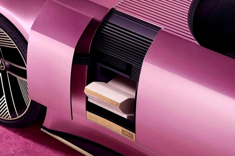 &laquo;Идеальная машина для Гослинга из Барби&raquo;: в Сети обсуждают новый Jaguar