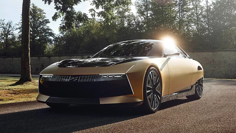 DS идёт в лакшери-сегмент вслед за Jaguar, но &laquo;стиральных машин&raquo; делать не будет