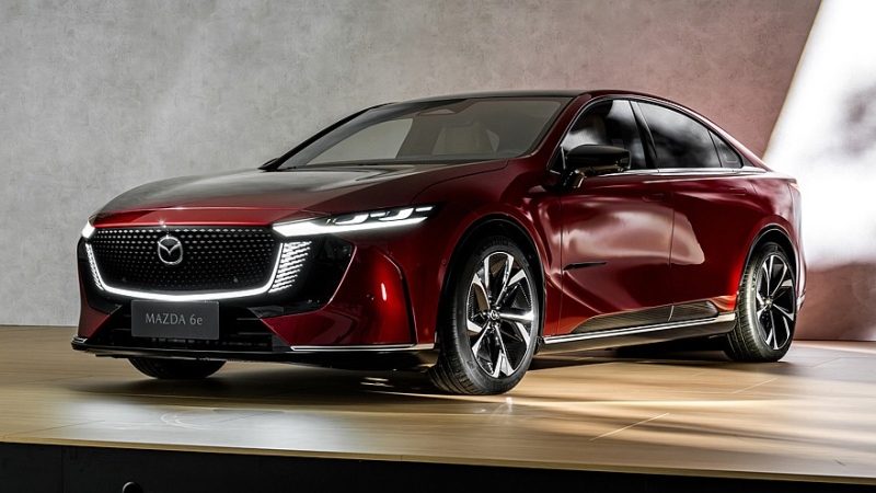 &laquo;Устаревшие&raquo; седан и универсал Mazda 6 покинули ещё один рынок