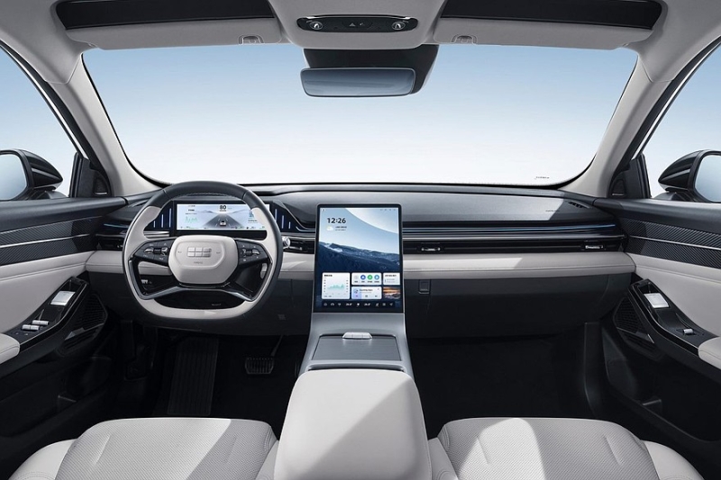 Geely запустила в продажу обновлённый седан Galaxy L6 &ndash; сразу со скидками