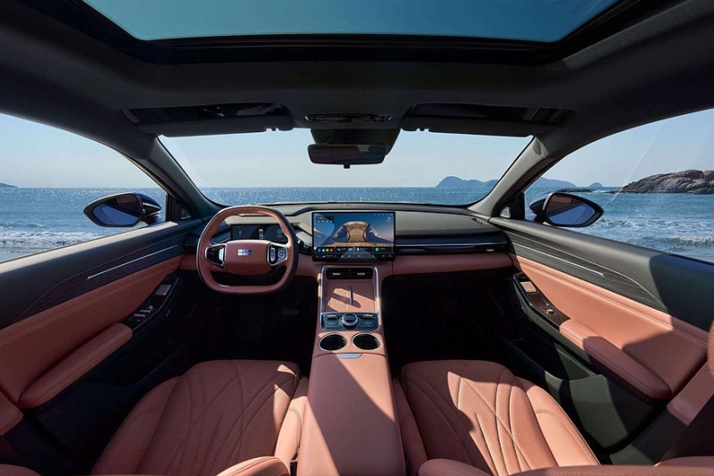 Geely запустила в продажу обновлённый седан Galaxy L6 &ndash; сразу со скидками