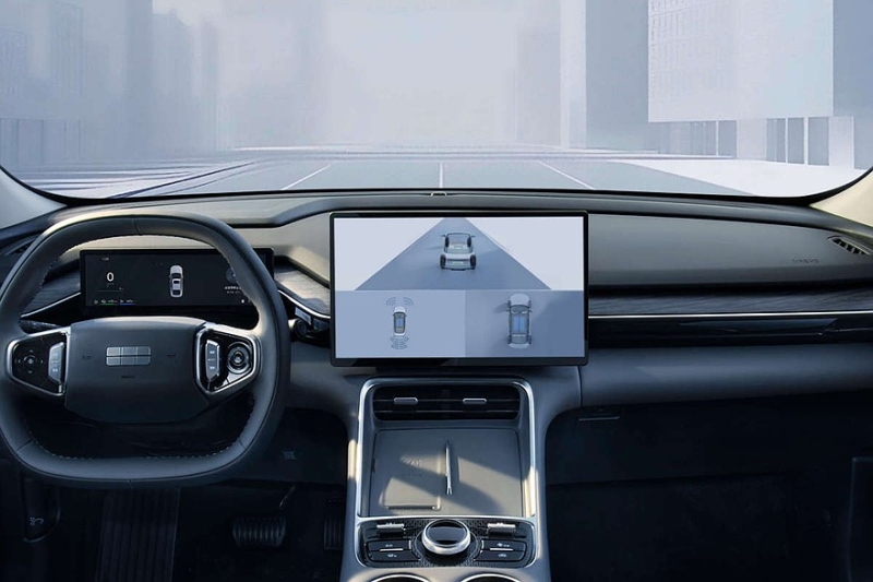 Geely запустила в продажу обновлённый седан Galaxy L6 &ndash; сразу со скидками