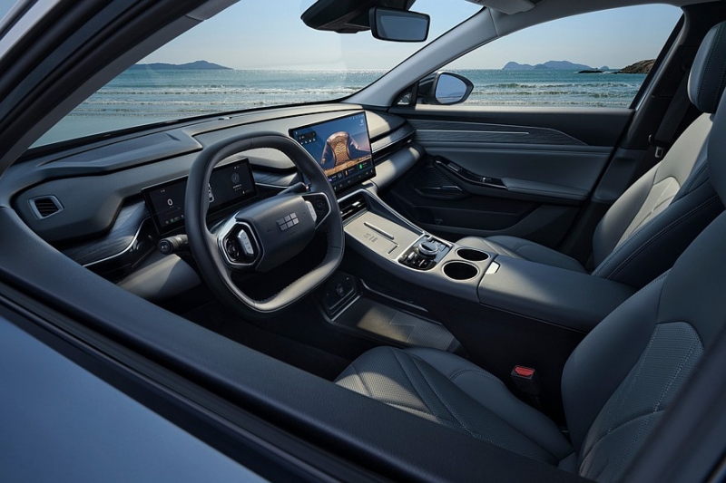 Geely запустила в продажу обновлённый седан Galaxy L6 &ndash; сразу со скидками