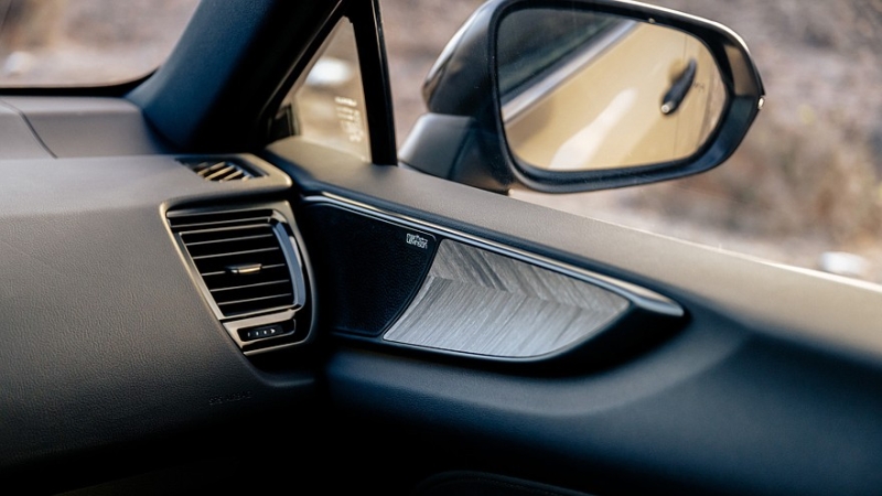 Lexus расширил географию &laquo;авантюрной&raquo; версии кроссовера NX