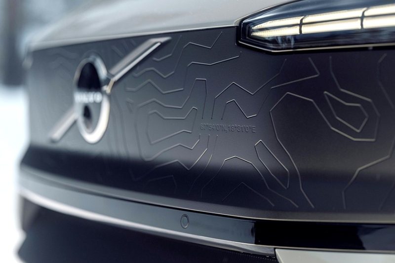 Лишь бы была зарядка: Volvo EX30 теперь доступен в оффроудной версии Cross Country