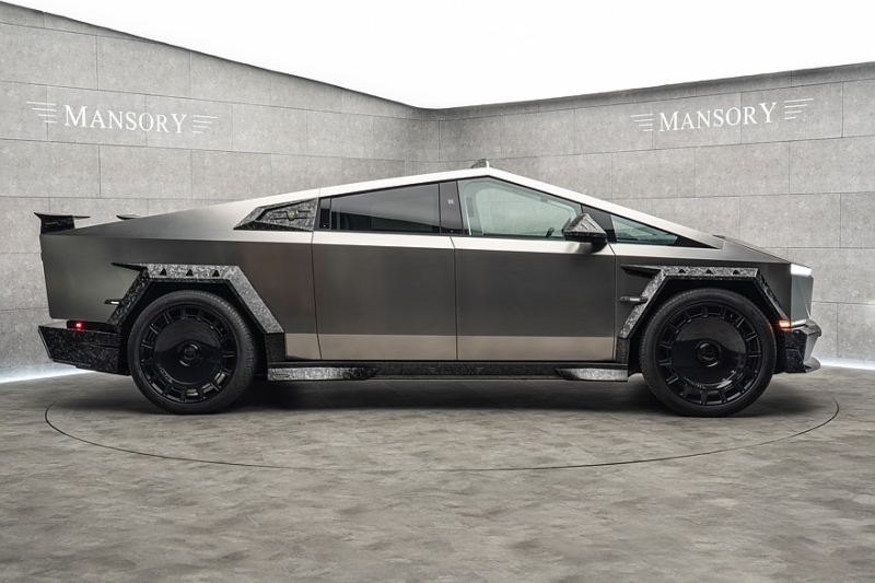 Страшный и ещё страшнее: ателье Mansory наконец-то добралось до Tesla Cybertruck