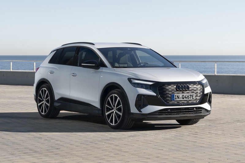 В семейство кроссовера Audi Q4 e-tron вернулась версия начального уровня, цена известна