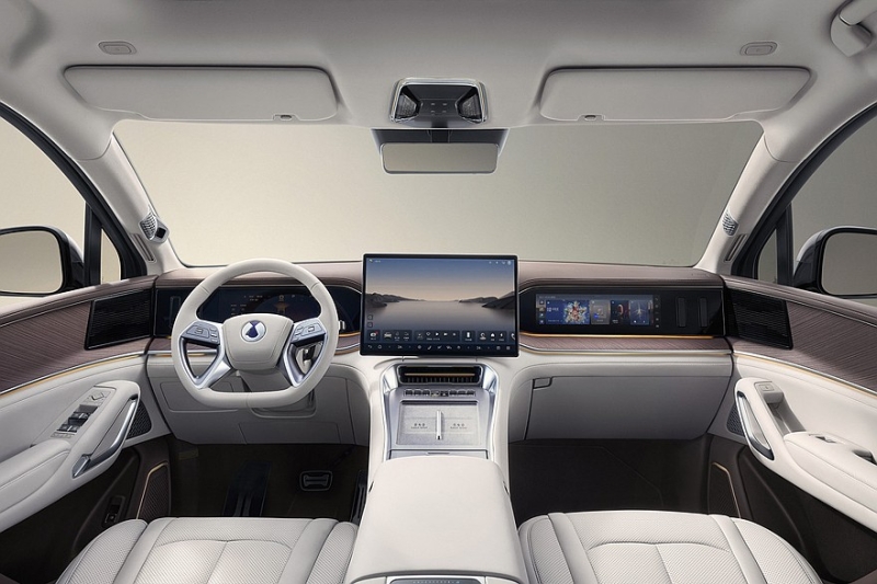 Denza N9 от BYD выходит на рынок: базовый кроссовер всё-таки дешевле Li L9