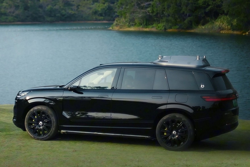 Denza N9 от BYD выходит на рынок: базовый кроссовер всё-таки дешевле Li L9