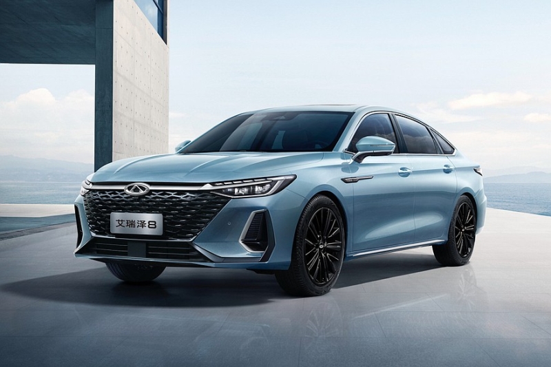 Начались продажи обновлённого Chery Arrizo 8 Pro: версий – больше, цены – ниже