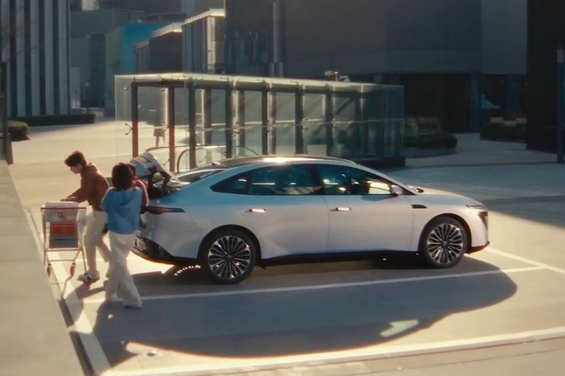 &laquo;Умный&raquo; седан Nissan N7, который сделан вместе с Dongfeng: новые подробности