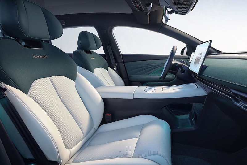 &laquo;Умный&raquo; седан Nissan N7, который сделан вместе с Dongfeng: новые подробности