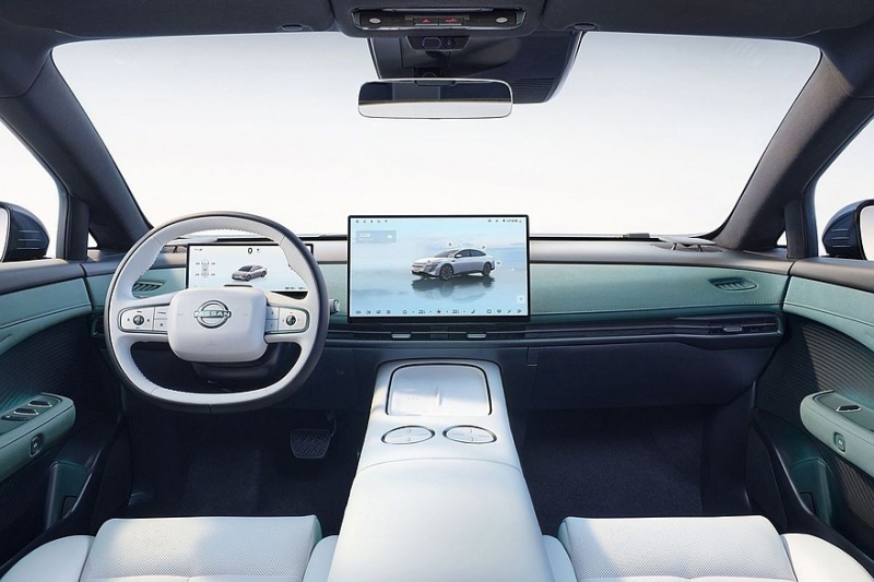 &laquo;Умный&raquo; седан Nissan N7, который сделан вместе с Dongfeng: новые подробности