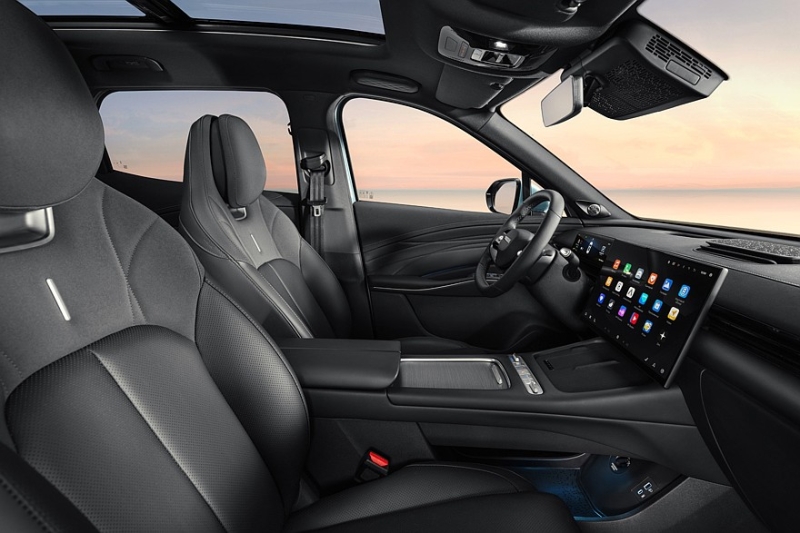 Кроссовер Omoda C7 готовится к выходу на российский рынок: старт продаж намечен на май