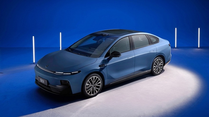 Leapmotor B01: дешёвый, но щедро оснащённый седан на базе кроссовера B10