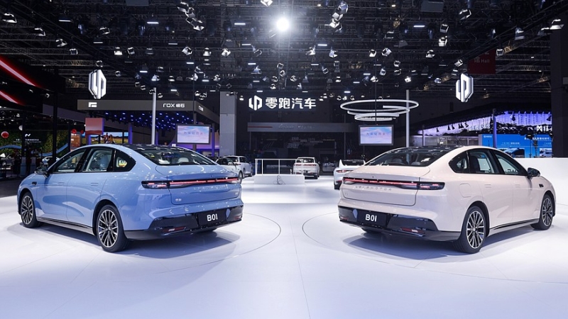 Leapmotor B01: дешёвый, но щедро оснащённый седан на базе кроссовера B10