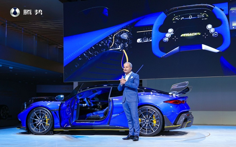 Mercedes ушёл, но немецкий дизайн остался: Denza Z составит конкуренцию Porsche 911