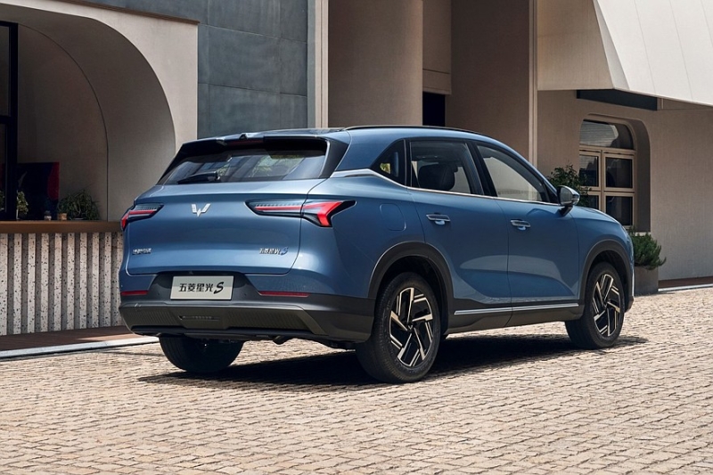 Совсем другой кроссовер Chevrolet Captiva готовится к старту продаж: официальные кадры