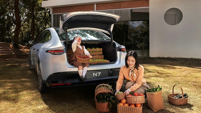 Тонущий Nissan вывел на китайский рынок дешёвый бизнес-седан N7