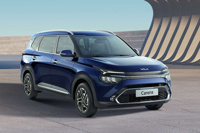 Анонсирован «престижный» кроссвэн Kia Clavis в новом стиле