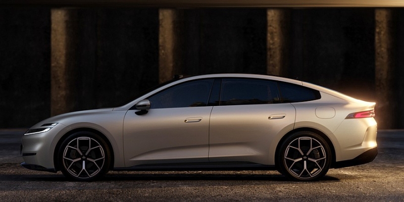 Большой лифтбек Changan Qiyuan C390 в новом стиле: полноценные изображения