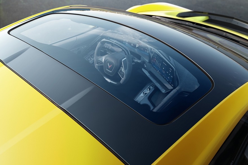 Chevrolet Corvette получил обновлённый интерьер с новыми экранами и без ряда кнопок