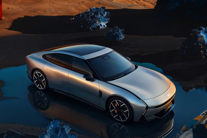 &laquo;Это не концепт&raquo;: показан эффектный седан Xpeng P7 нового поколения