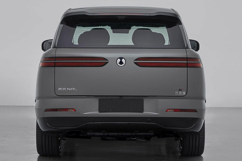 К дебюту готовится младший кроссовер Denza N8L с дизайном в стиле флагмана N9