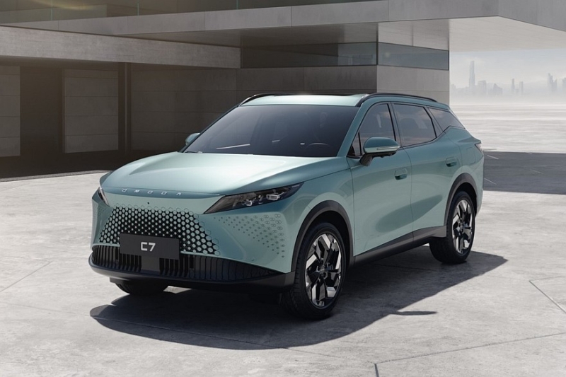 Кроссовер Omoda C7 для России: раскрыт состав комплектаций