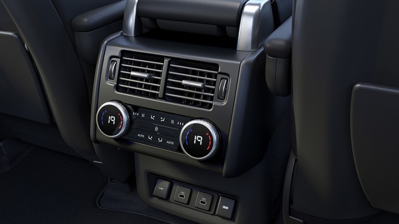 Land Rover Discovery получил пару особенных версий в честь юбилея