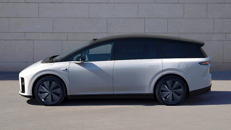 Li Auto представит в этом году два электрических кроссовера и раздумывает о седанах