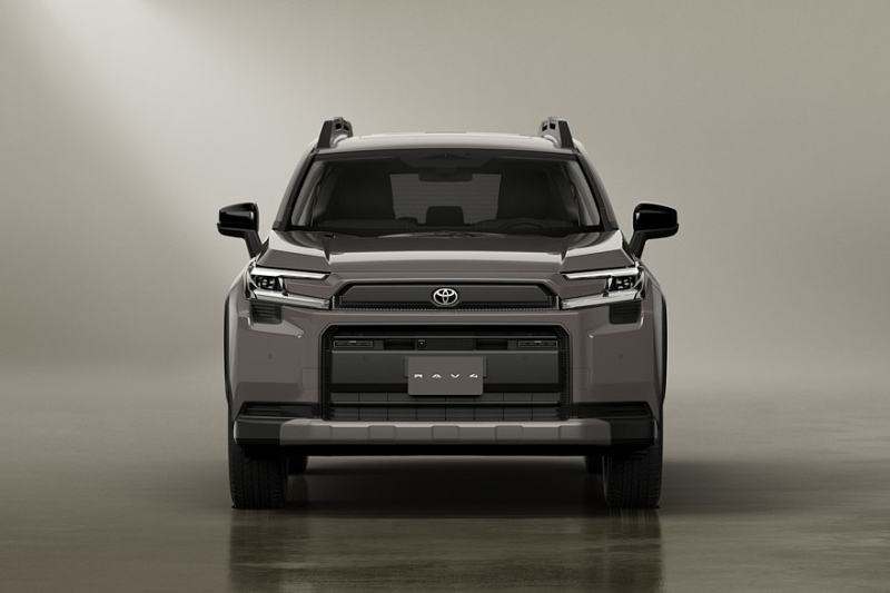 Новый кроссовер Toyota RAV4 дебютировал в нескольких версиях