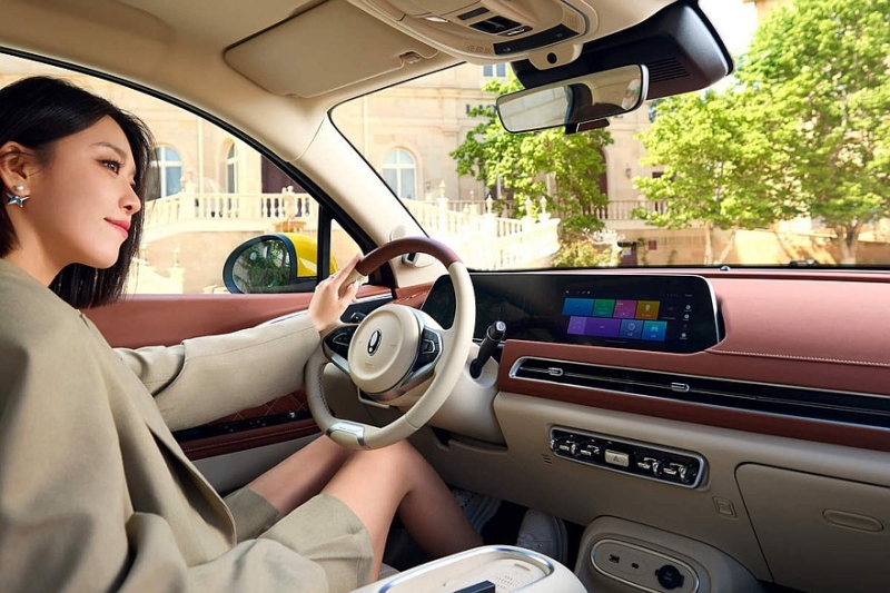 Обновлён компакт Ora 03, который пока ещё доступен в России: официальные фото