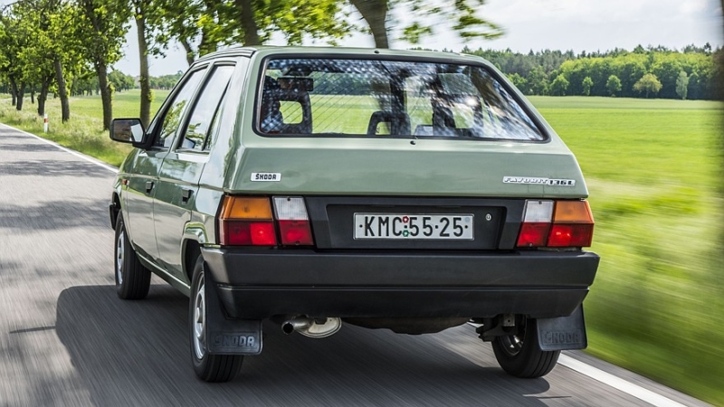 Skoda показала, каким может быть новый Favorit: кроссовер с угловатыми формами