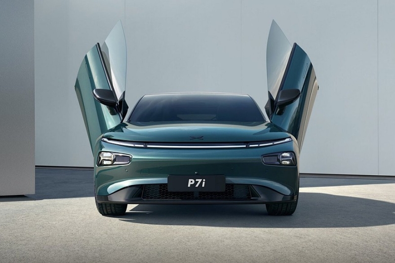 Стильный седан Xpeng P7 второго поколения показал ещё одну фишку на новых фото