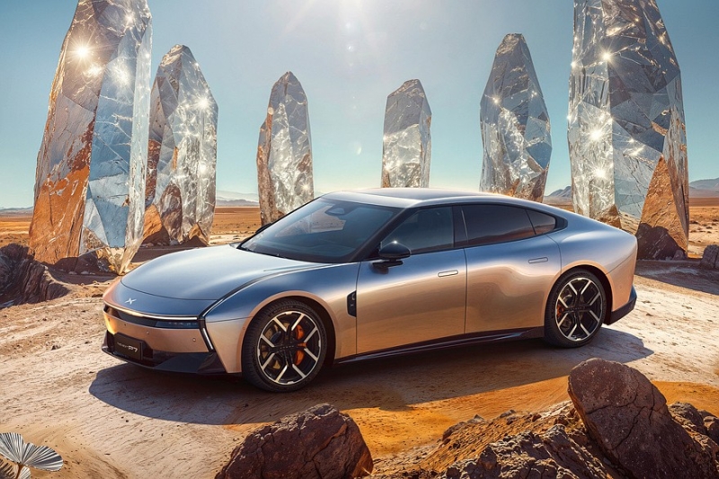 Стильный седан Xpeng P7 второго поколения показал ещё одну фишку на новых фото