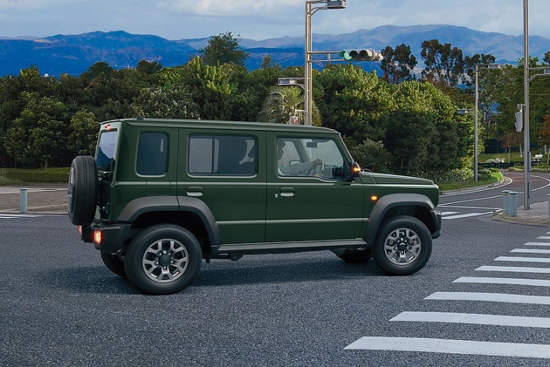 Suzuki увеличит производство пятидверного Jimny, за которым выстроилась гигантская очередь