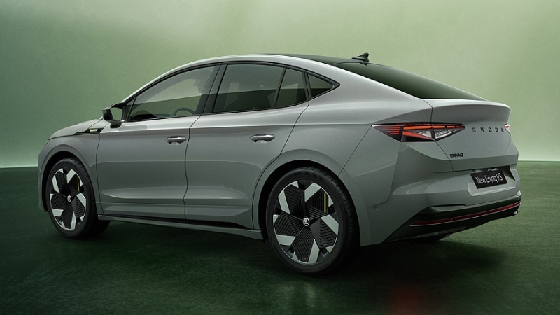 Топовые кроссоверы: Skoda рассекретила обновлённые Enyaq RS и Enyaq Coupe RS