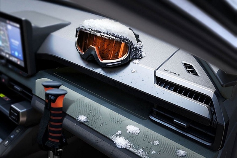 Toyota RAV4 нового поколения показали на свежих фото, премьера совсем скоро