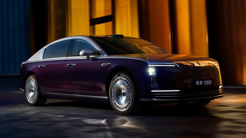 Трепещи, Maybach: на рынок выходит роскошный седан Maextro S800 от Huawei и JAC