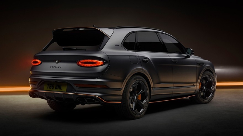 У кроссовера Bentley Bentayga появится новая флагманская версия с «чистым» ДВС