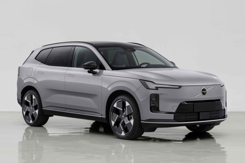 Volvo готовится к премьере гибридного кроссовера XC70: новая платформа и две батареи на выбор