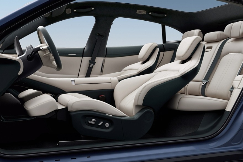 Xiaomi YU7 полностью рассекречен: внешность под Ferrari Purosangue и три варианта техники